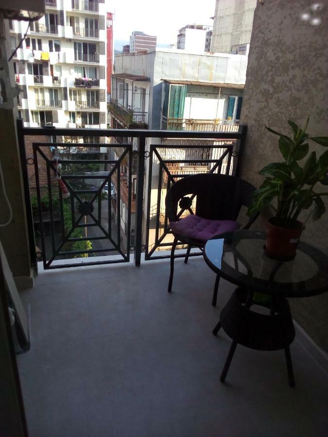 Homeinbatumi Luaran gambar